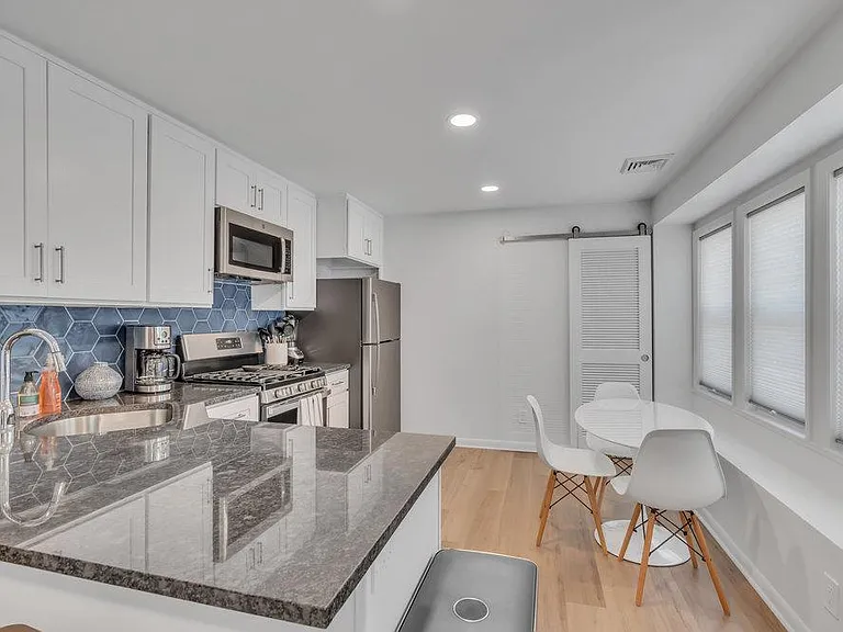 506 Brinley Ave #2 — Photo 12