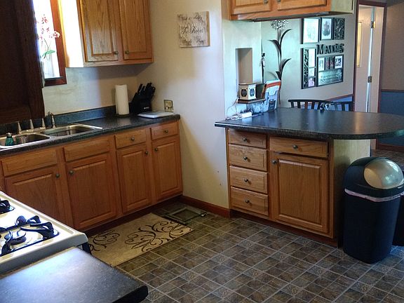 5th image of 712 Daggett Dr