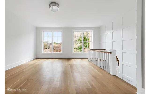 Sold by Douglas Elliman | media 22