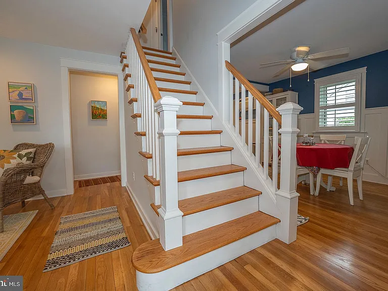 533 Monument Ave — Photo 21