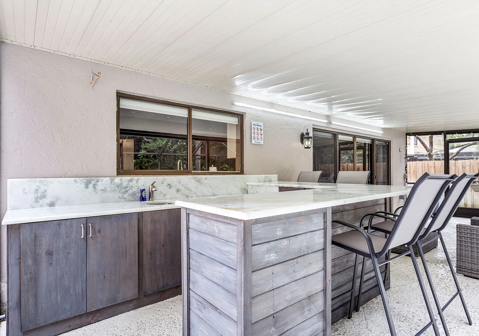 "Summer Dream" - Large Family Pool Home — Photo 3