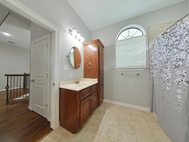 270 Lake Grove Dr — Photo 21