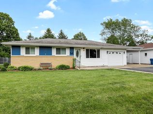 106 N Monroe St, Flanagan, IL 61740