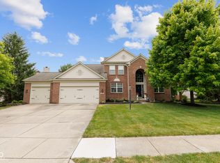 12157 Flagstone Dr, Fishers, IN 46037