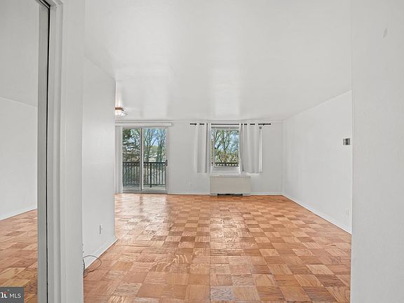 5th image of 1900 Lyttonsville Rd APT 612