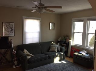 1218 Woodlawn Ave, Grand Haven, MI 49417