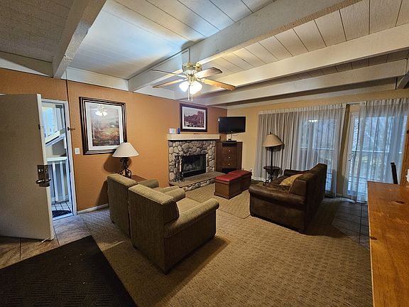 4th image of 116 Rock Ledge Ln