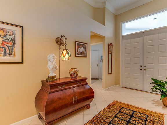 3rd image of 4553 Barclay Fair Way