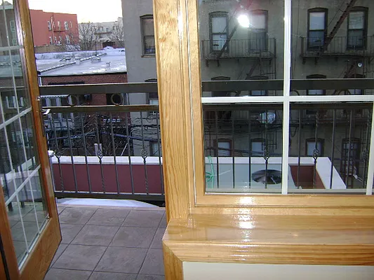 Rented by NY Space Finders Inc. | media 5