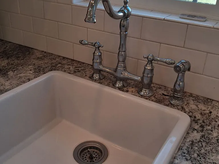 309 Kansas Ave #1/2 — Photo 5
