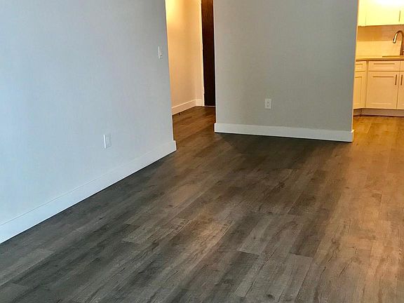 3rd image of 2020 Walnut St APT 10J