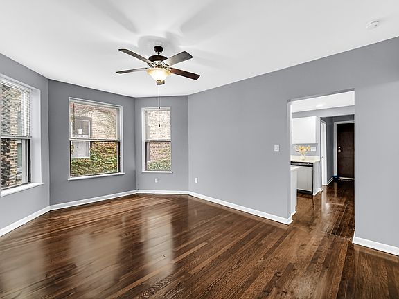4th image of 819 W Lawrence Ave APT 3