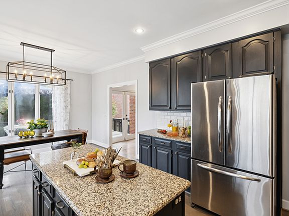 4th image of 108 Sturbridge Dr