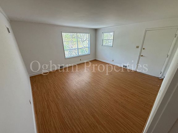 3rd image of 512-518 W End Blvd #512