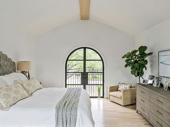 4th image of 5806 Glen Falls Ln