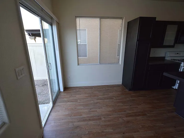 6670 Tulip Falls Dr — Photo 9