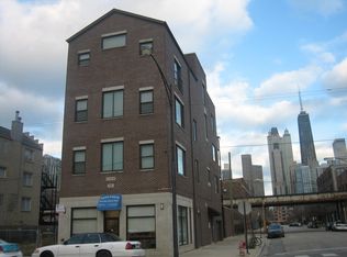 931 N Orleans St #2B, Chicago, IL 60610