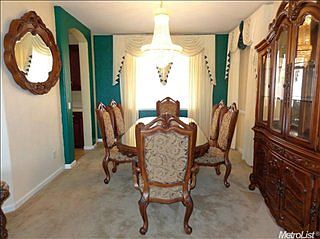 3rd image of 2800 Buckskin Way