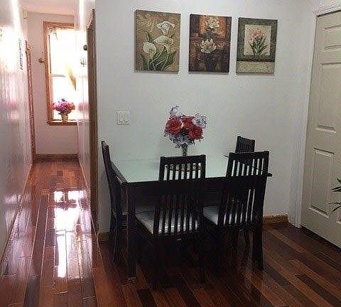 4th image of 405 Woodbine St