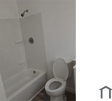 2nd image of 1611 Basin St