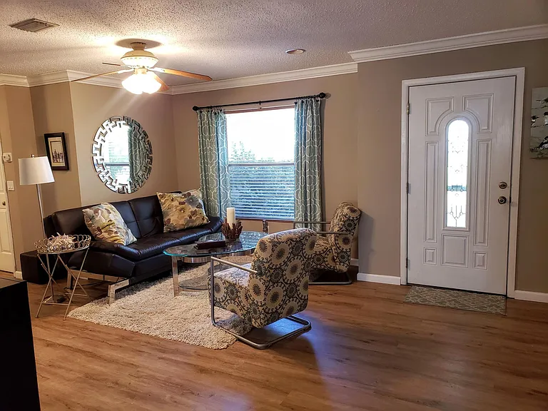 389 Gulf Breeze Blvd — Photo 8