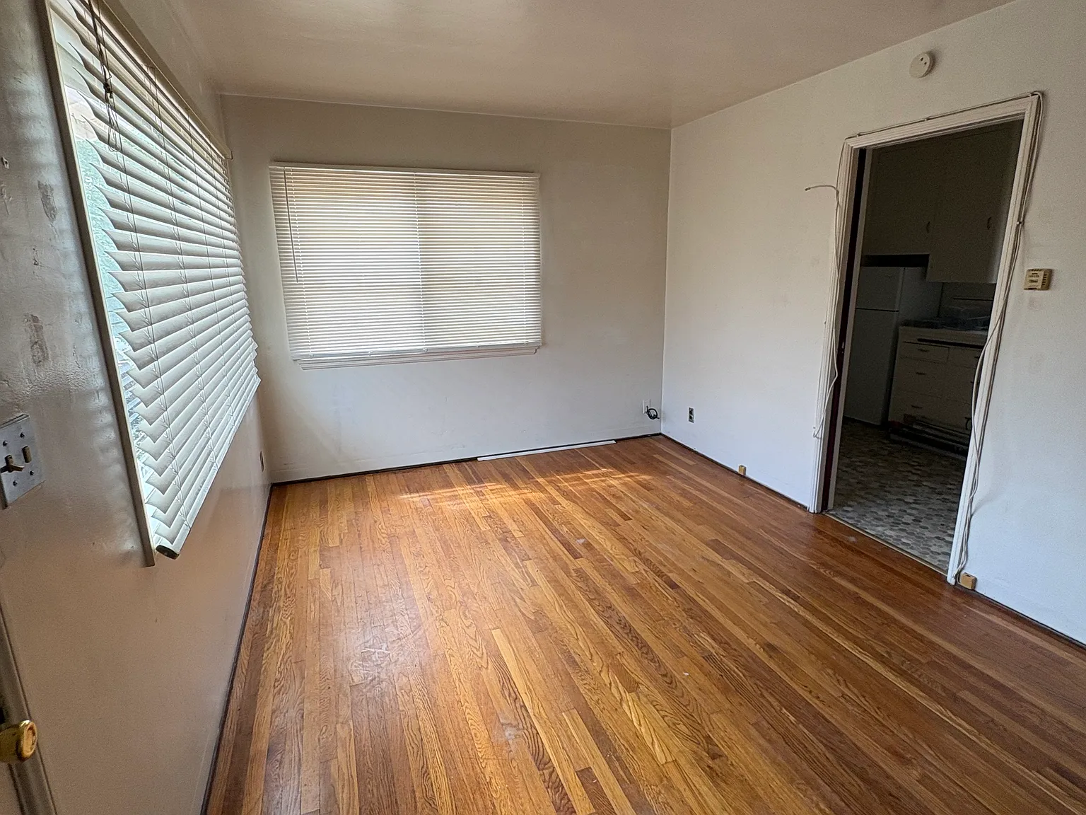 Studio, $2,100 — Photo 4