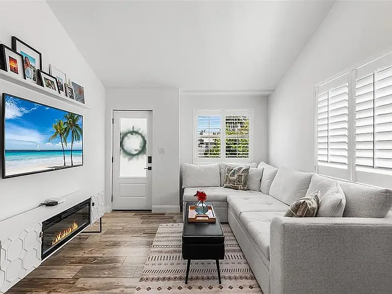 14024 N Bayshore Dr — Photo 8