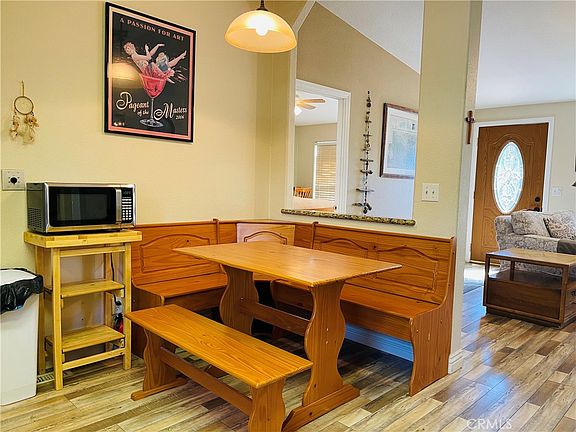 4th image of 940 Hemming Way