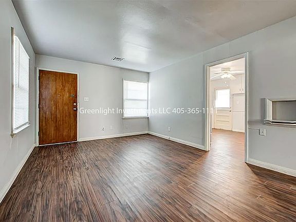 3rd image of 432 Babb Dr #432