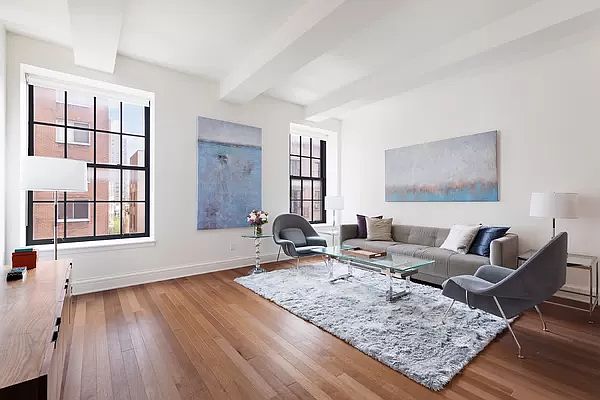 1st image of 160 W 12th St #57