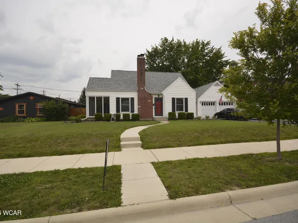 703 W Benton St, Wapakoneta, OH 45895