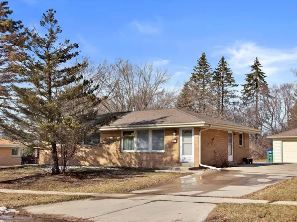 6514 Manchester DRIVE, Greendale, WI 53129