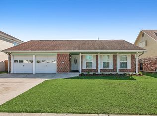 545 Brookmeade Dr, Terrytown, LA 70056