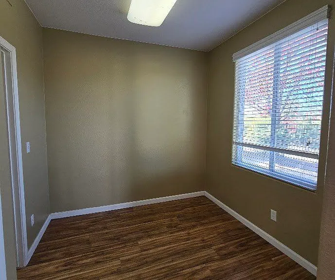 4225 N Del Rey Ave — Photo 20