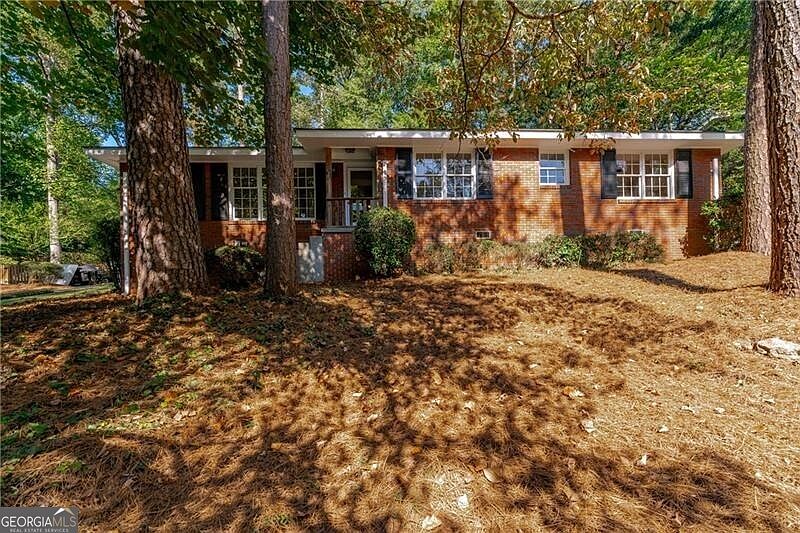 1st image of 2479 Nancy Ln