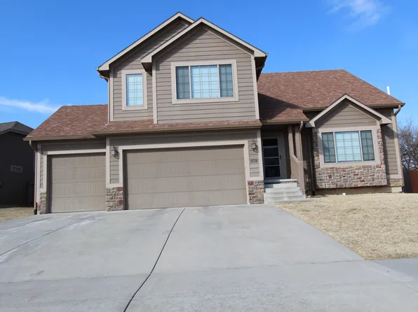 2326 Buckshot Dr, Junction City, KS 66441