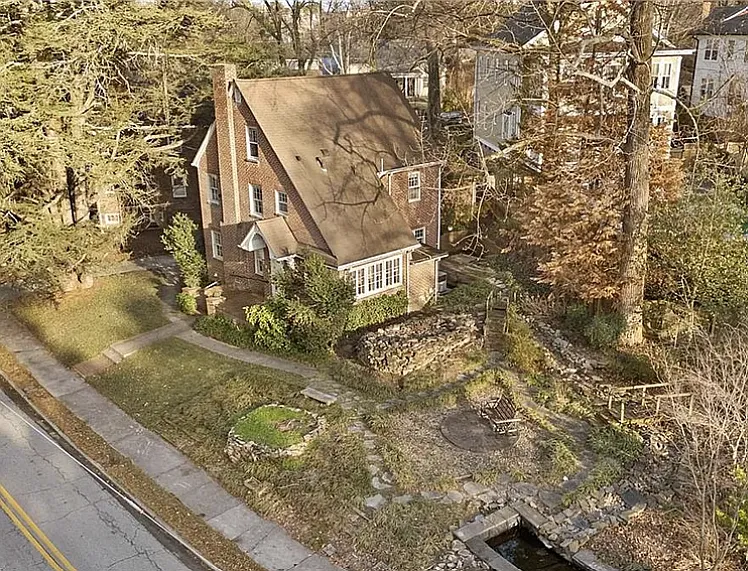708 E Lake Dr — Photo 29