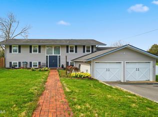 6320 Booth Ct, Kingsport, TN 37663