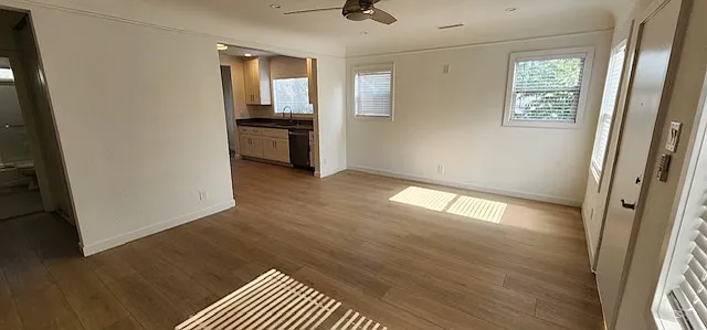6642 Vineland Ave — Photo 5