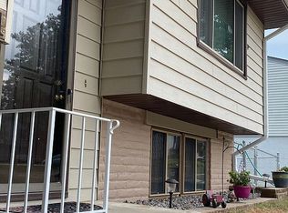 7201 S 74th Ave, La Vista, NE 68128