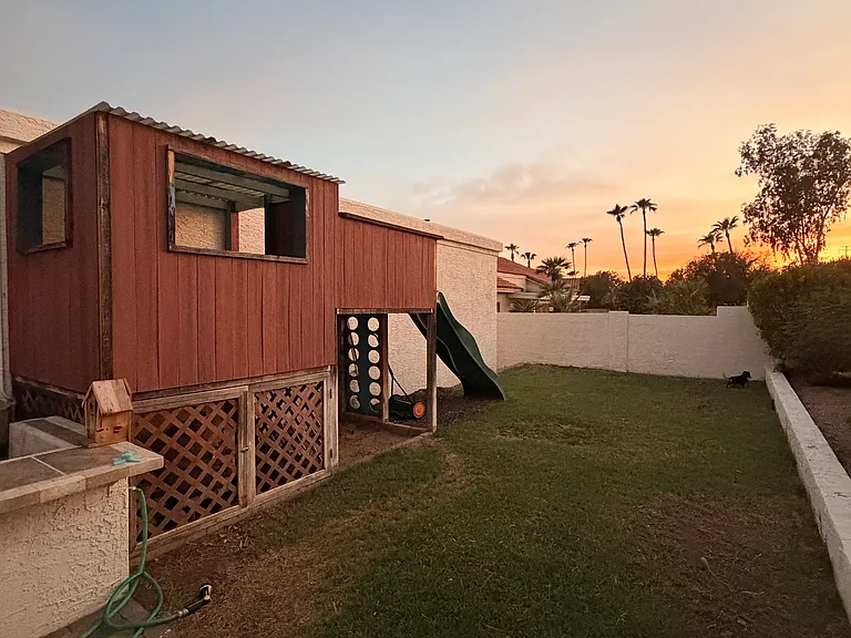 10452 E Cannon Dr — Photo 13