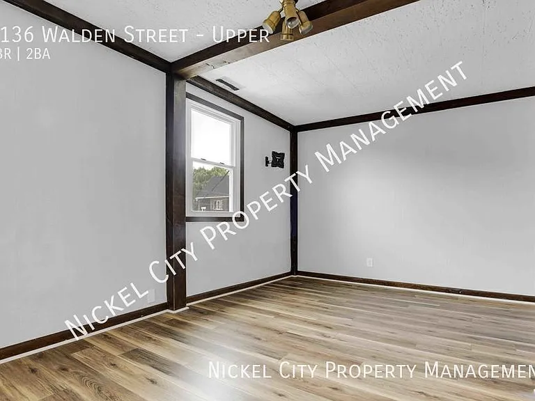 1136 Walden Ave #UPPER — Photo 8