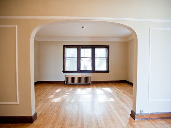 2nd image of 3817 N Humboldt Blvd APT 1