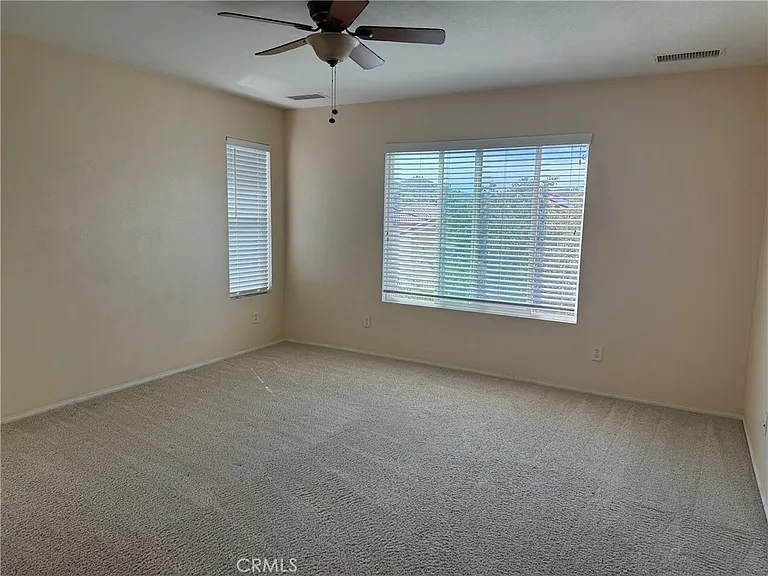 32585 Winterberry Ln — Photo 7
