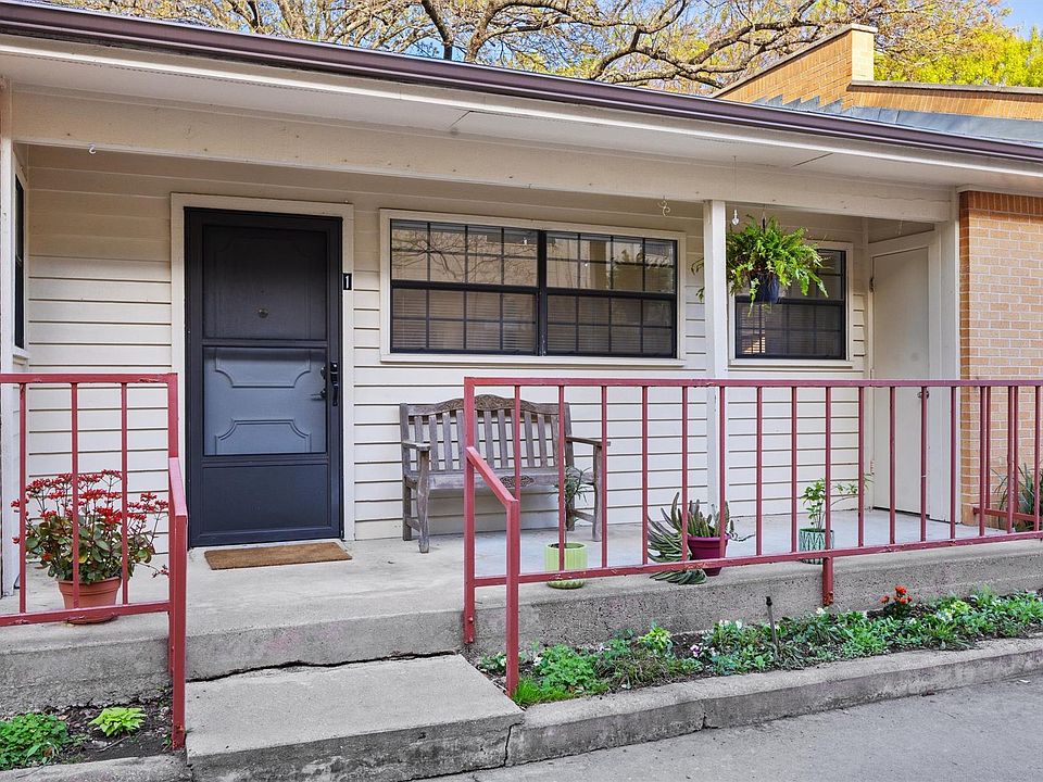 1st image of 2301 Lawnmont Ave APT 1