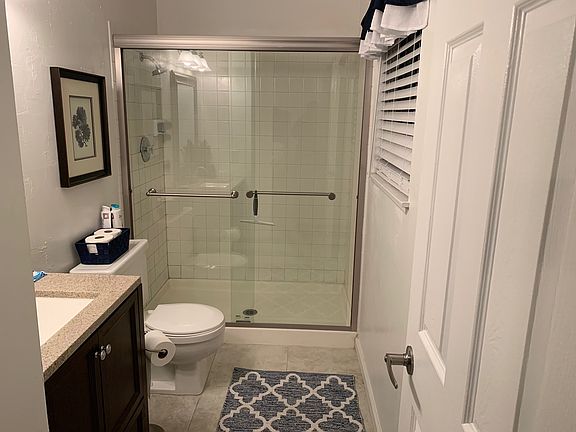 4th image of 4021 Rubidoux Dr