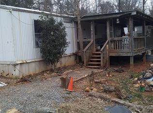374 Noel Ayers Rd, Cleveland, GA 30528