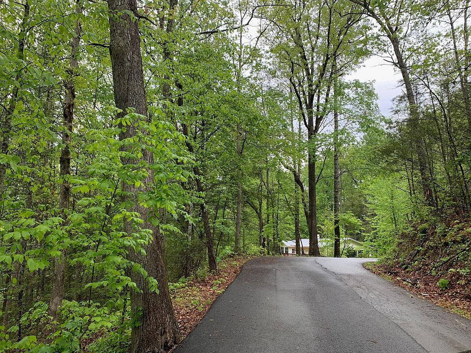 2nd image of 22 Proffitt Rd