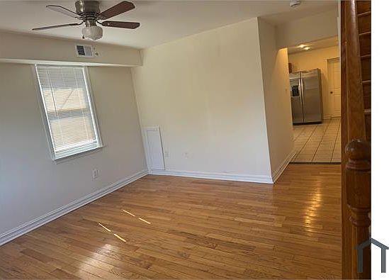 2nd image of 4409 Foote St NE