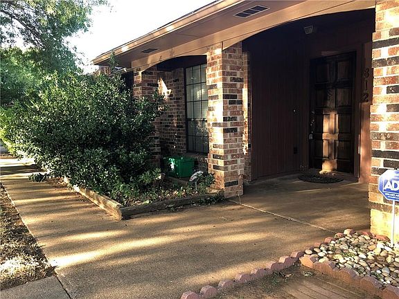 2nd image of 812 Rock Creek Dr